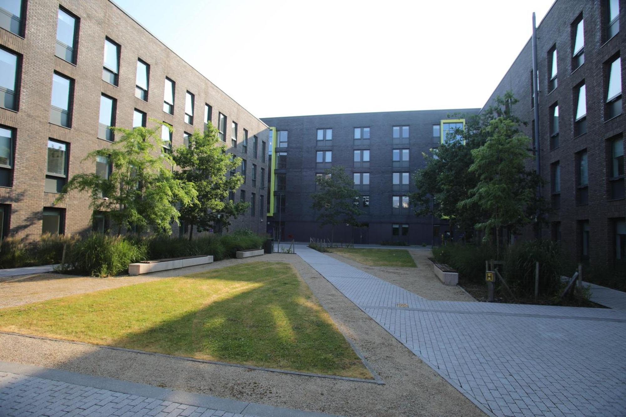 Goldcrest Village Apartments University Of Galway Ngoại thất bức ảnh